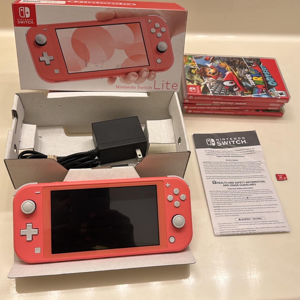 Nintendo Switch Lite in Box Mario Micro SD Card Bundle - Picture 3 of 16